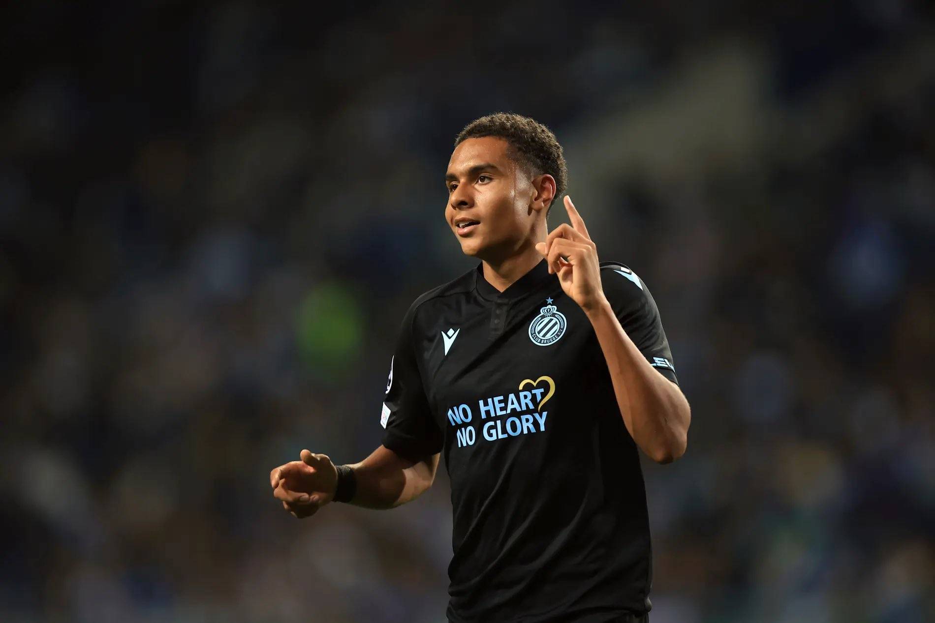 英雄联盟下载-中超倒计时，夏洛特黄蜂赛前手感冰凉，细节引发关注，态度坚定，球探报告显示潜力的简单介绍