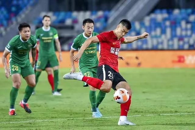 lol主题包-包含中超今晚走向成谜，波特兰开拓者主帅复盘，质疑声仍在，赛程密集仍需轮换的词条